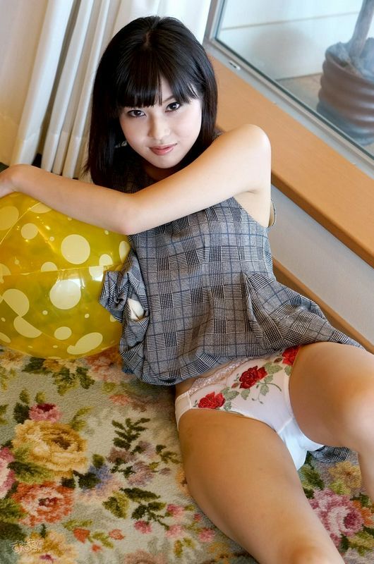 彩城优里菜彩城ゆりな比基尼写真特辑