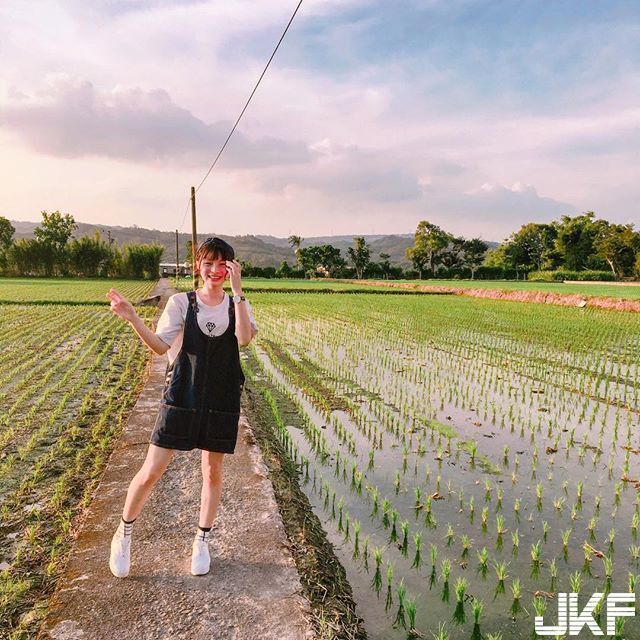 肉肉可爱的女孩也是很吸引人的甜美甜心艾比带你进入全都是糖的世界