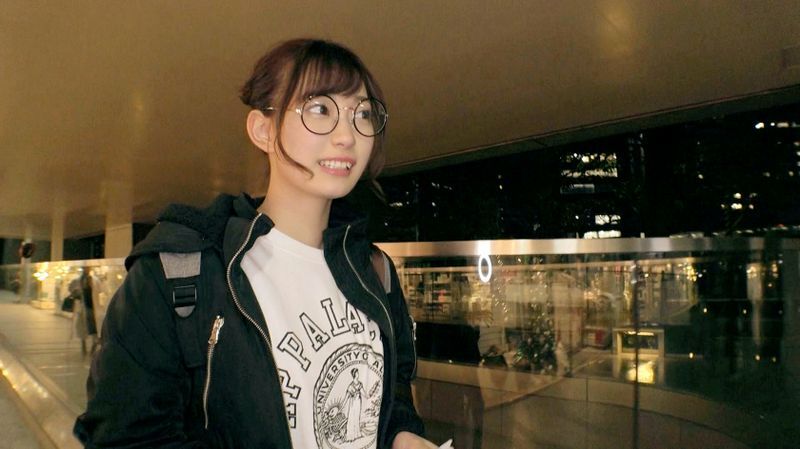 あかり21歳ケーキ屋絶対的美少女21歳変态パティシエあかりちゃん参上